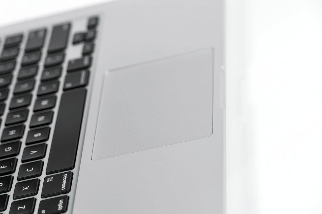 MacBook Pro (2015) 13-inch – Intel Core i5 2.7GHz – Iris Graphics 6100