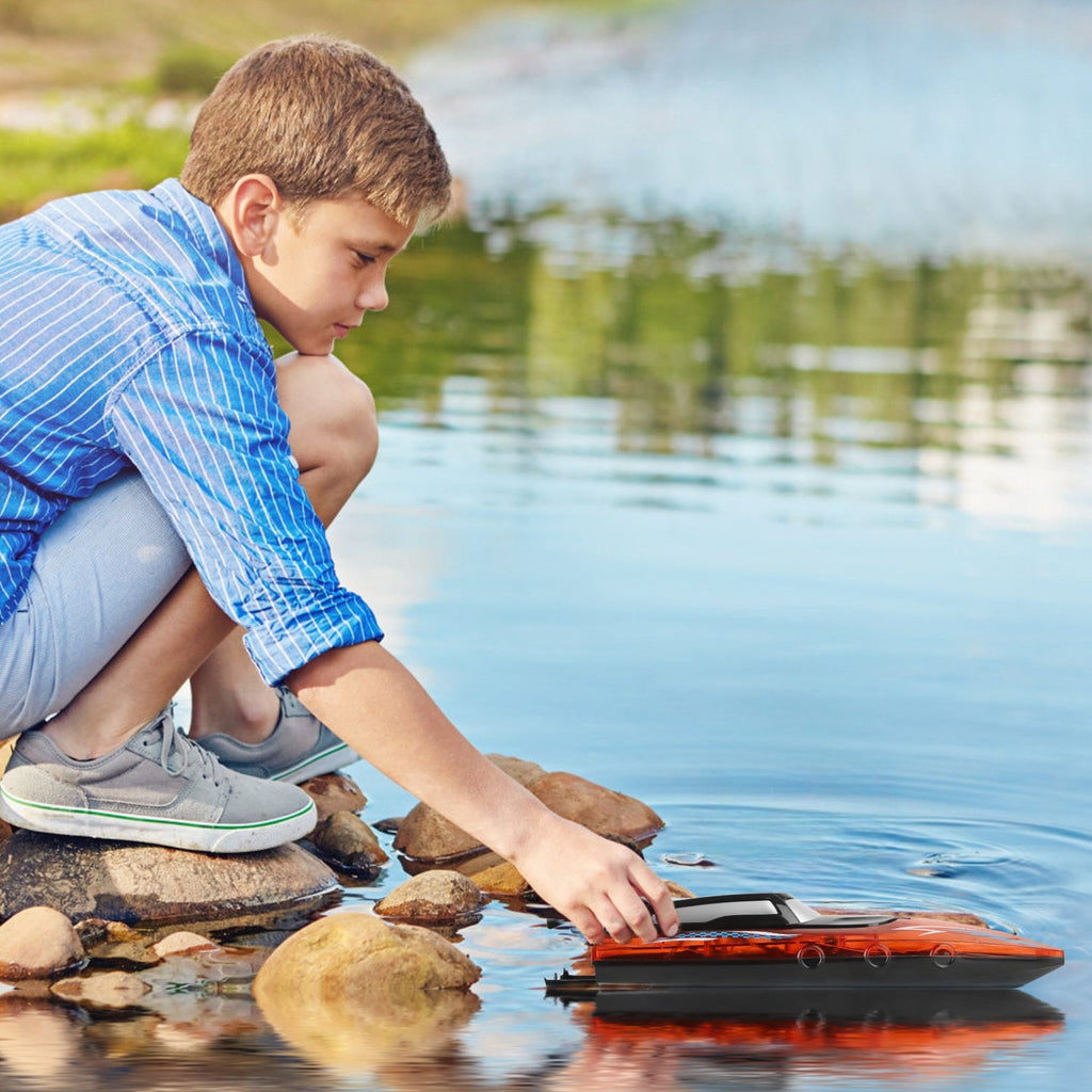 GBruno RC Boat With Colorful LED Light