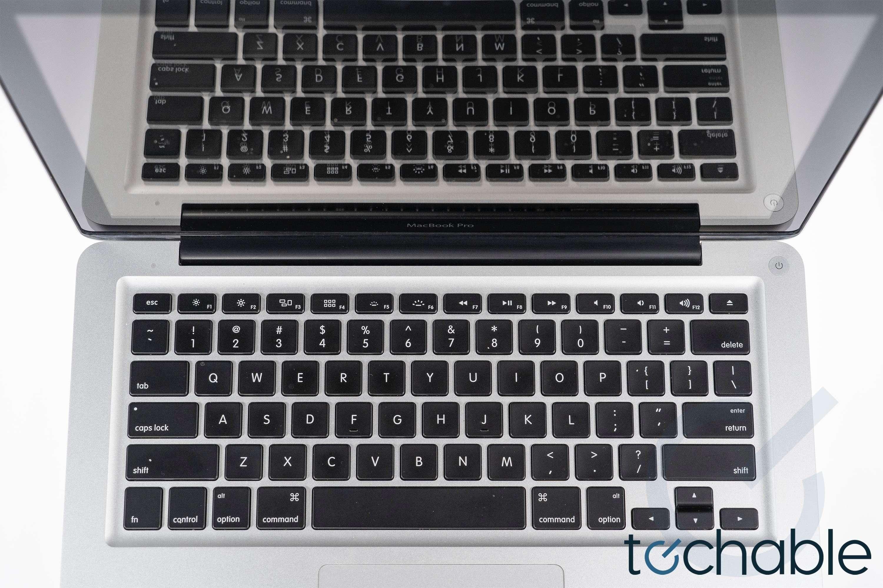 Apple Macbook Pro 13" 2.4GHz Core 2 Duo MC374LL/A