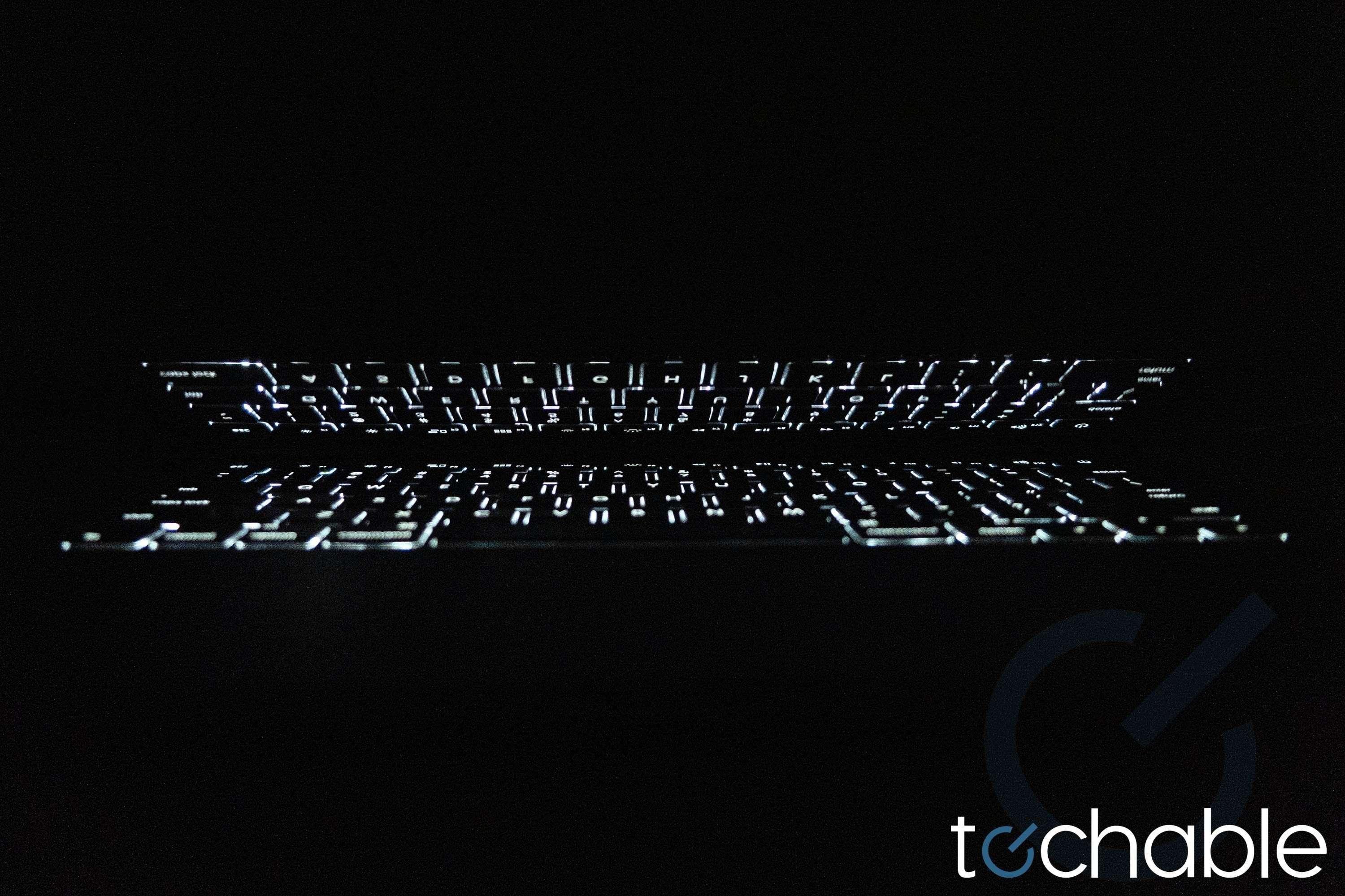 MacBook Pro (Early 2015) 13-Inch - 2.7GHz Core i5 - 16GB RAM - 256GB SSD