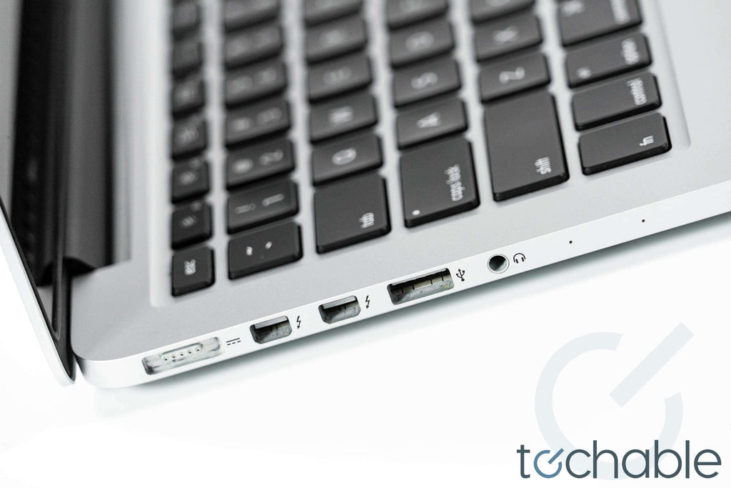 MacBook Pro (Early 2015) 13-Inch - 2.7GHz Core i5 - 16GB RAM - 256GB SSD