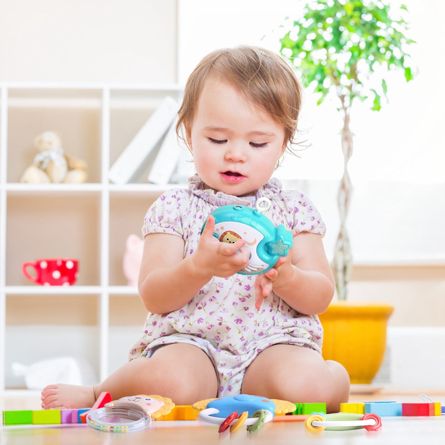 GBruno Baby Musical Crib