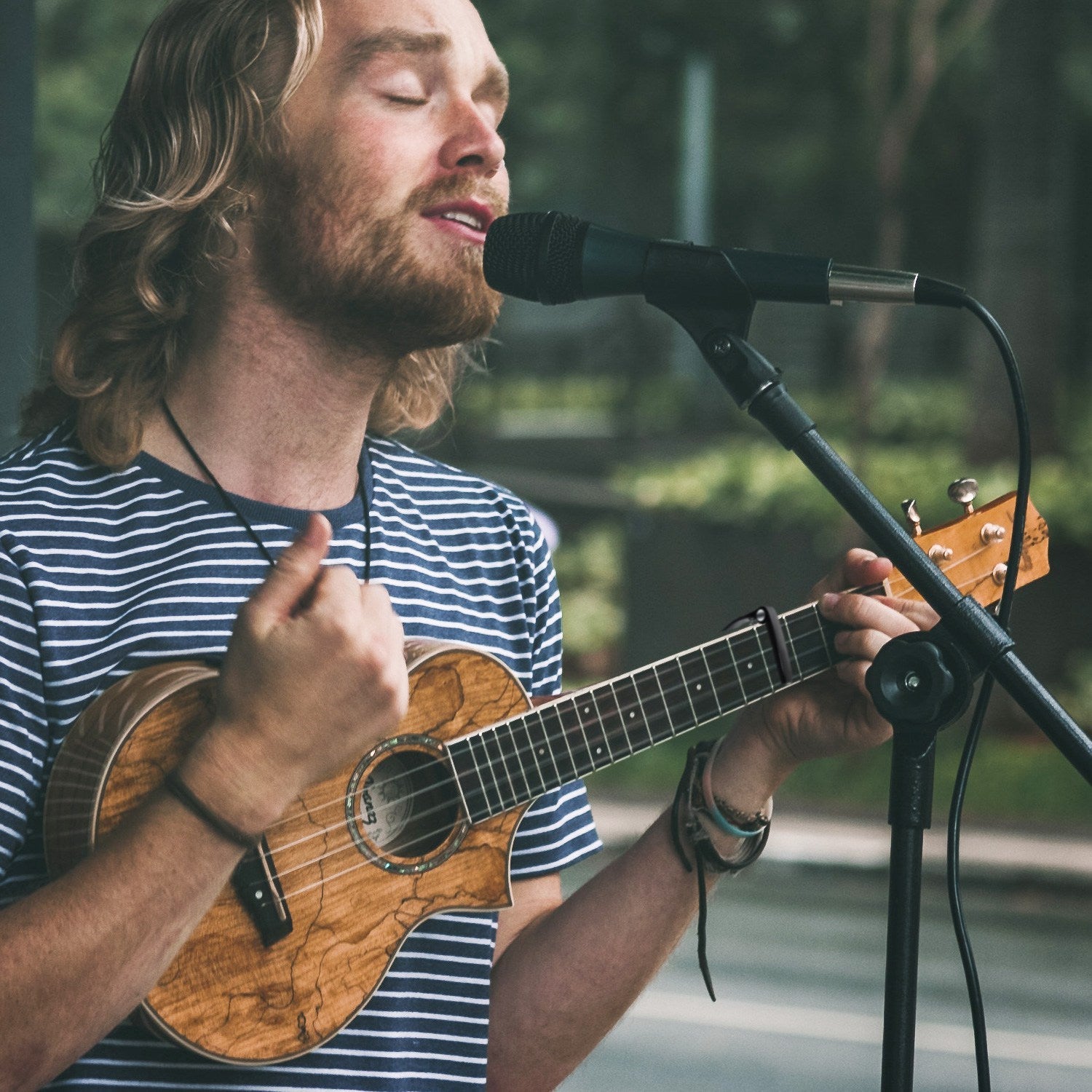 GBruno Universal Acoustic Guitar Capo
